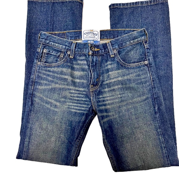 Signature By Levi Strauss Low Boot Jeans Size 30 x 32 - Picture 3 of 5
